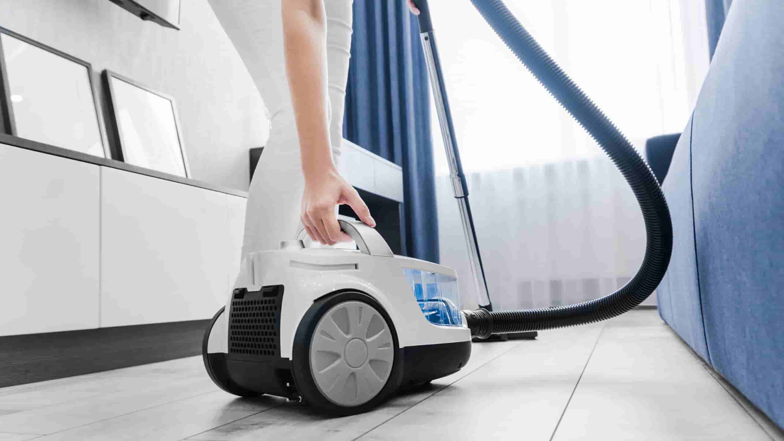 What is the cost of hiring a professional cleaner in Hobart?