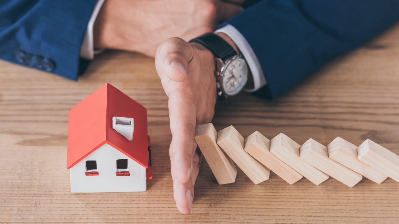 What is the difference between residential and commercial property management in Hobart?