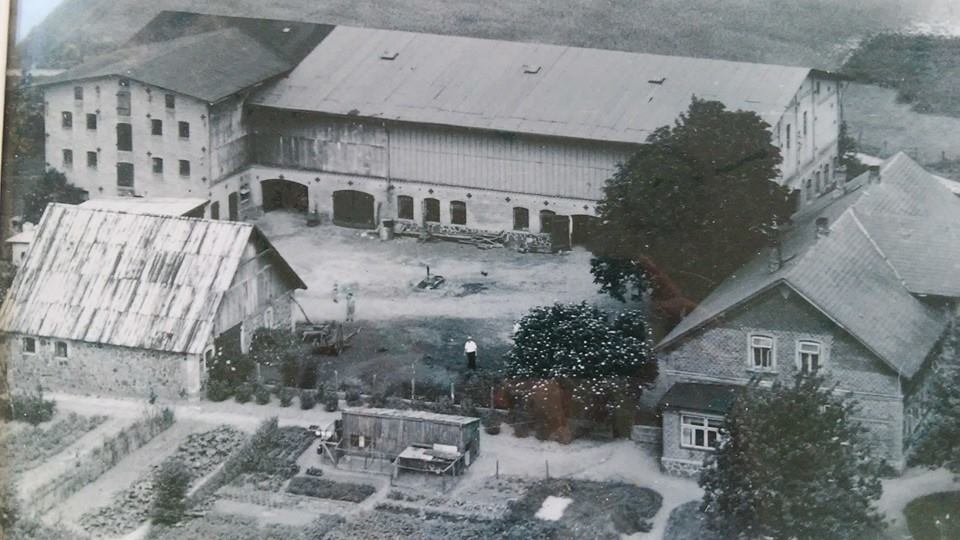 HofJacobsenBerend1950