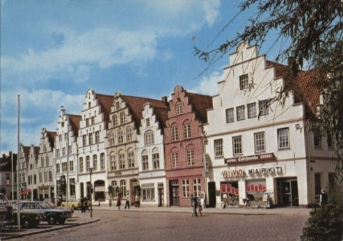 FriedrichstadtAmMarktFarbig2