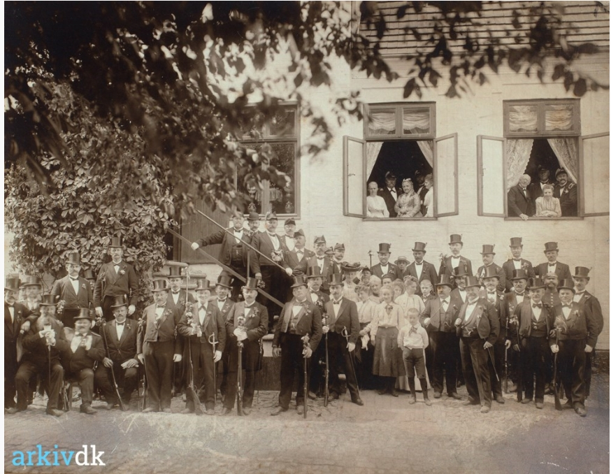 Altstaedter Schuetzengilde, StJohanniskloster 1904