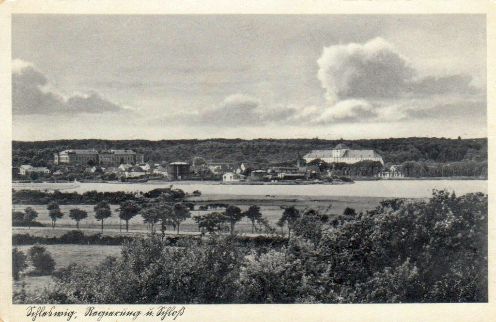 Regierung-undSchloss1942