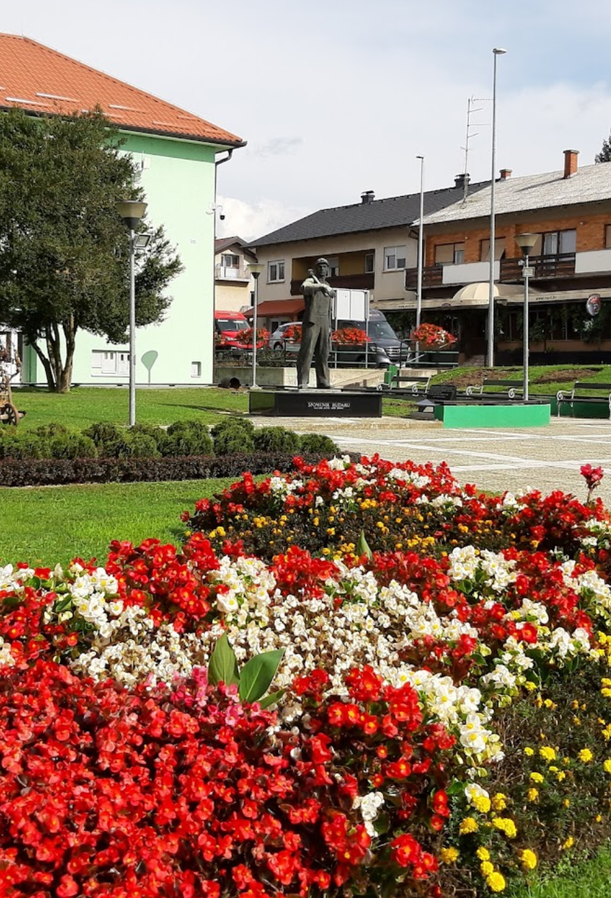 Mursko Središće - Muraszerdahely - Spomenik Rudaru - bányász-emlékmű, teljes alakú bányász-szobor