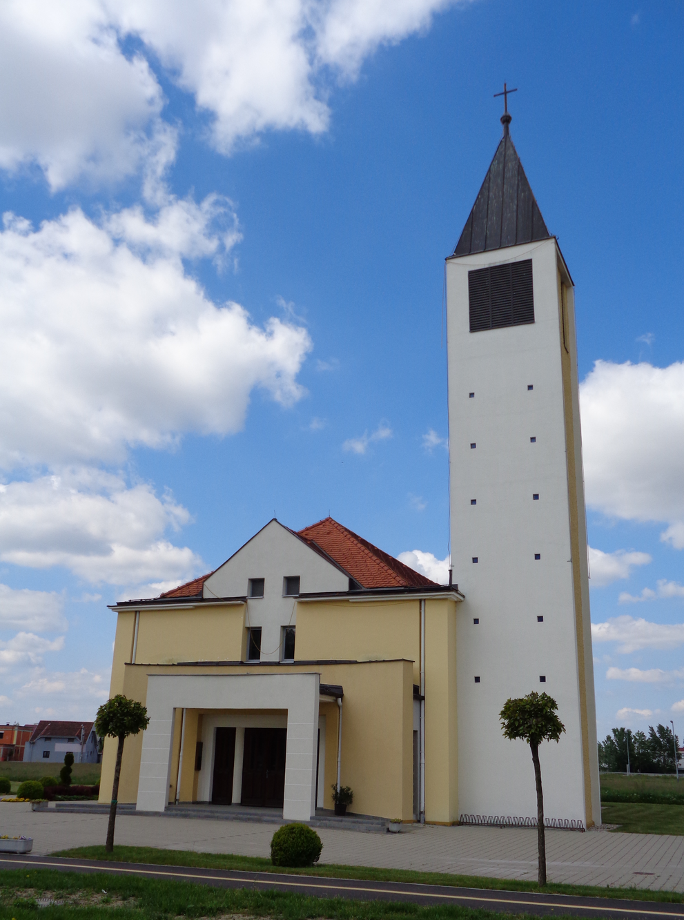 Savska Ves - Százkő - Crkva Blažene Djevice Marije Kraljice - Boldogságos Szűz Mária Királynő-templom