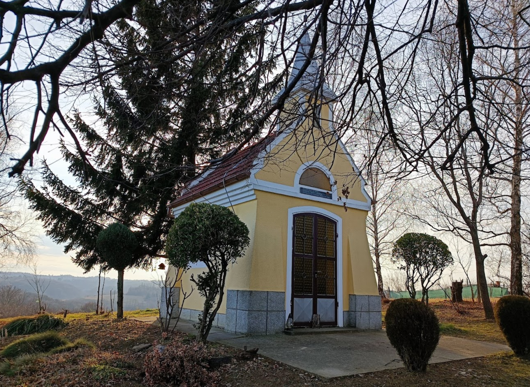 Zaveščak - Faluhegy - Kapela Kraljica Mira - Béke királynője-kápolna