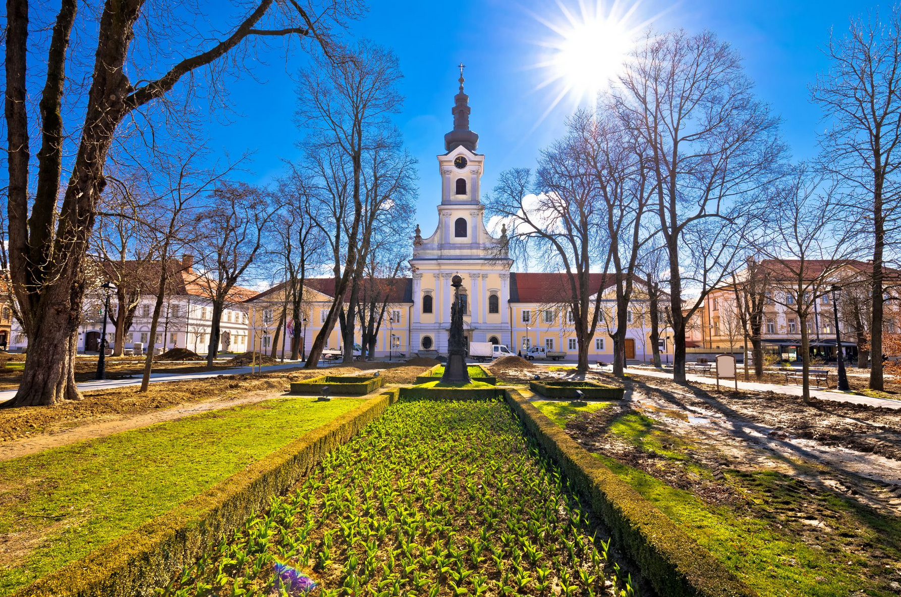 Bjelovar - Belovár - Katedrala sv. Terezije Avilske - Avilai Szent Teréz-székesegyház