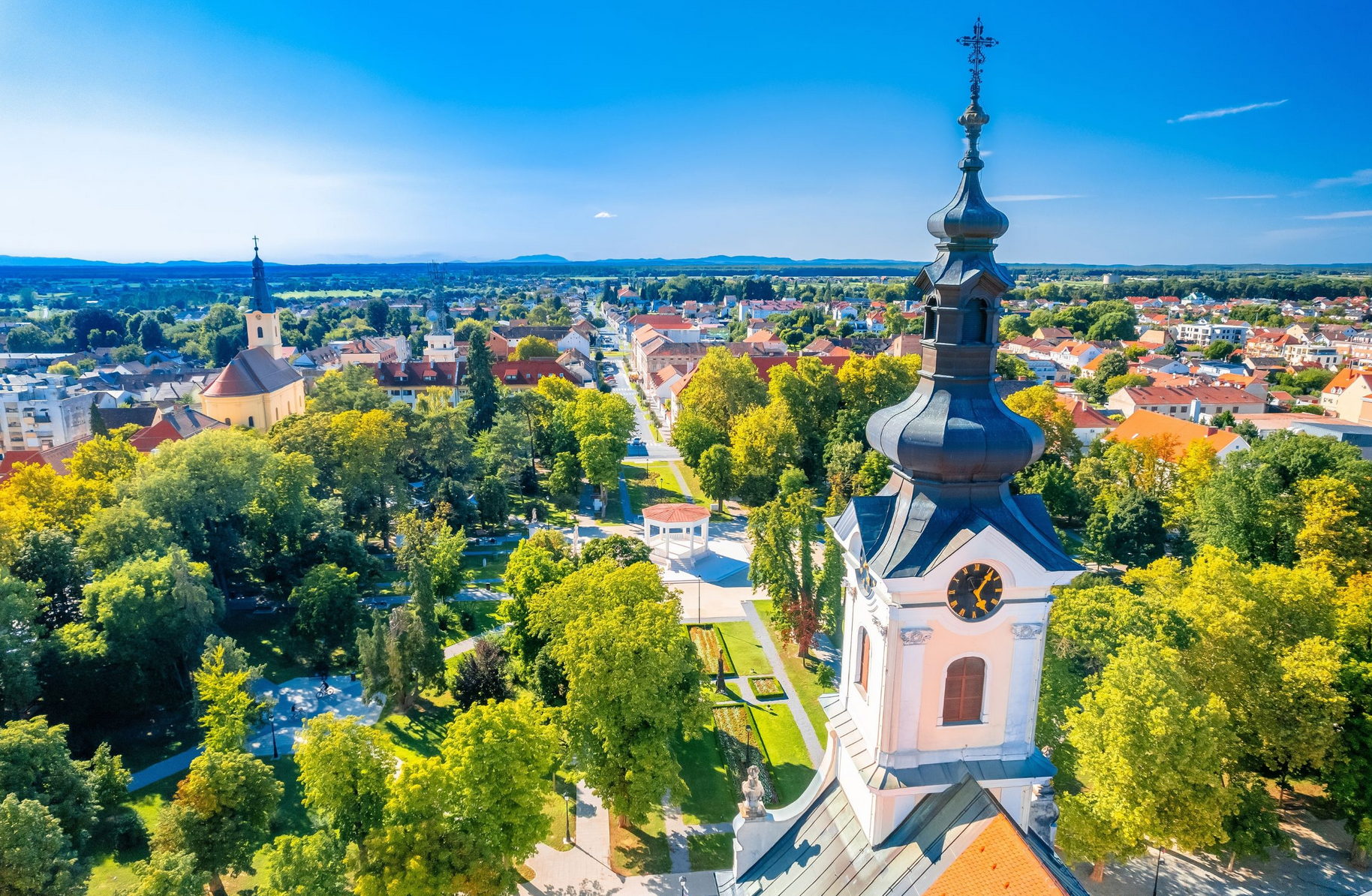 Bjelovar - Belovár - Katedrala sv. Terezije Avilske - Avilai Szent Teréz-székesegyház
