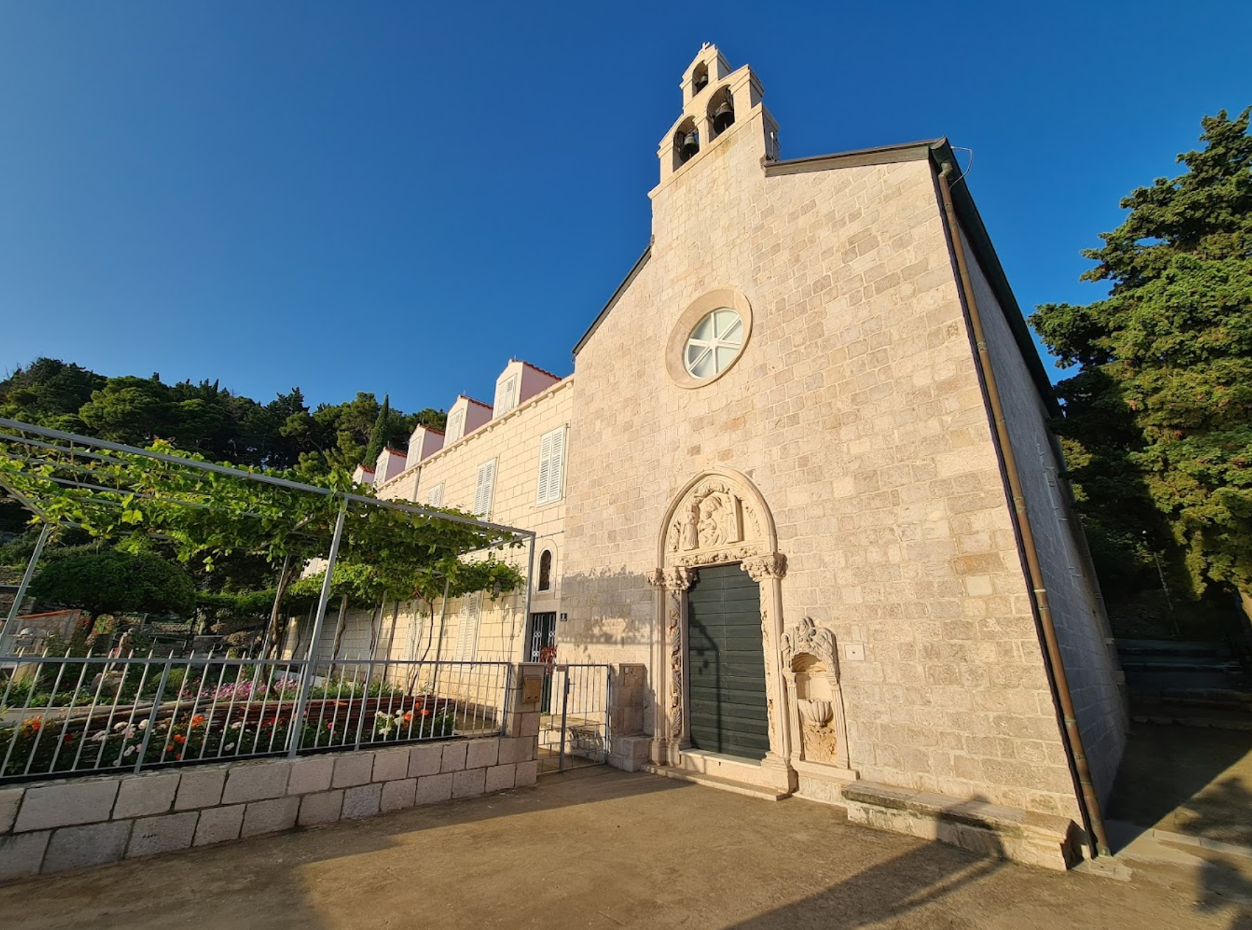 Dubrovnik - Crkva sv. Marija/Bezgriješno Začeće B.D.M. i samostan na Dančama - Szűz Mária szeplőtelen fogantatása-templom, Danačai Miasszonyunk-templom