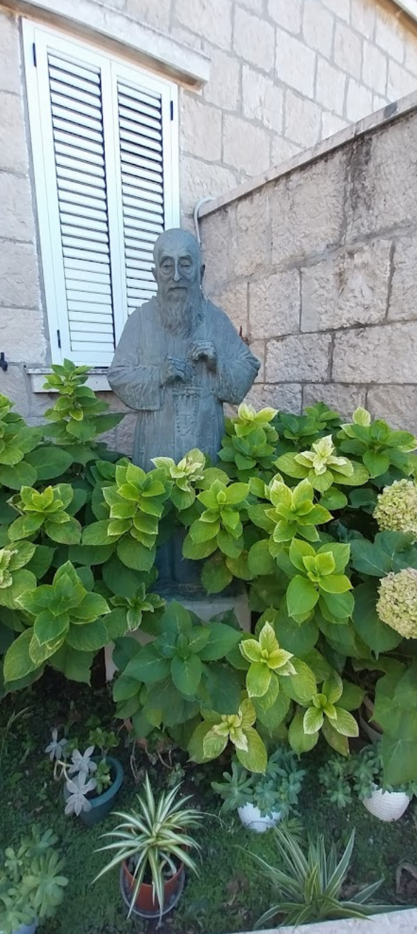 Dubrovnik - Crkva i samostan Gospe od Milosrđa - Irgalmas Szűzanya-templom és kolostor