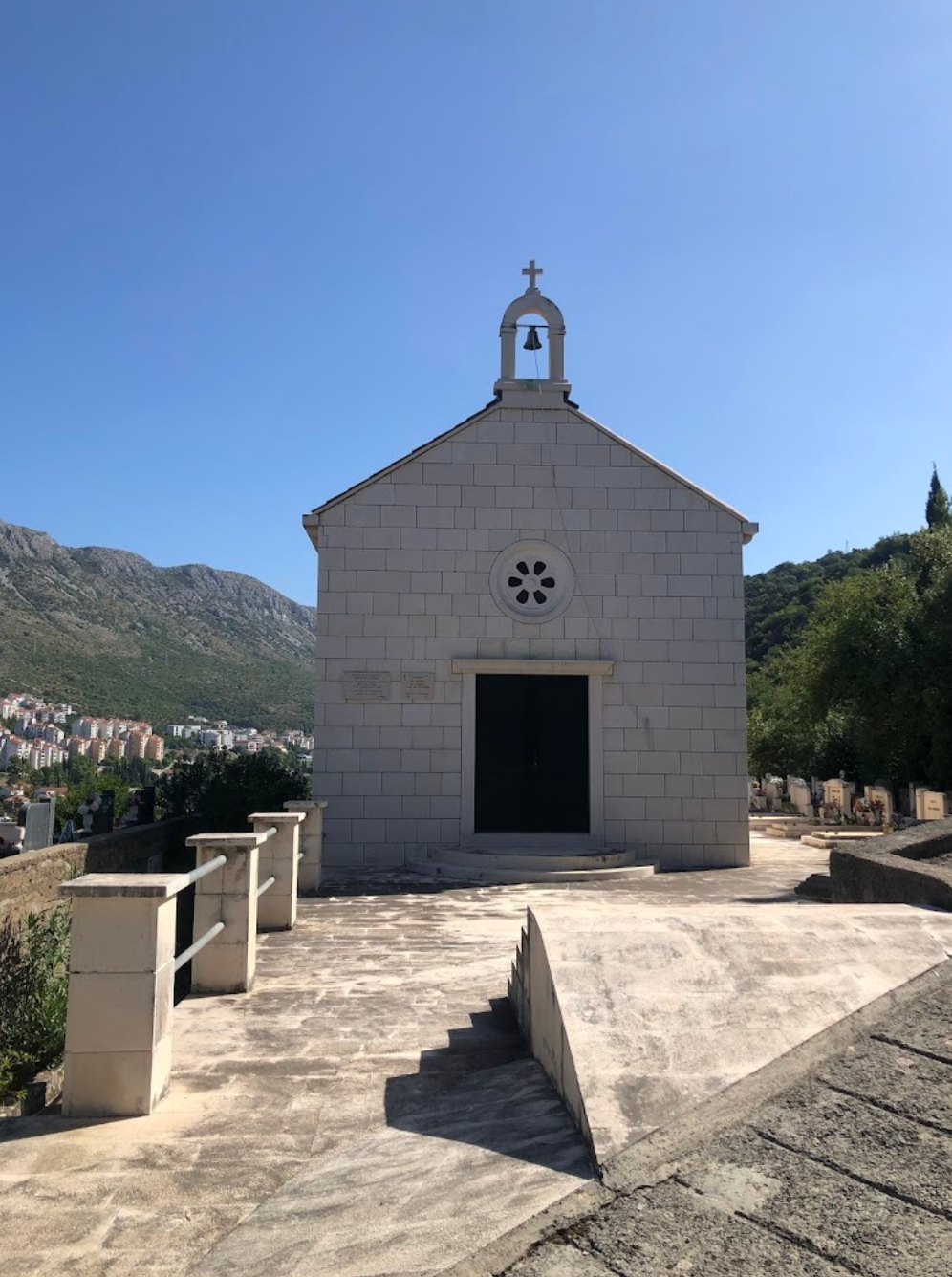 Dubrovnik, Gruž - Crkva sv. Nikole na groblju - Szent Miklós-templom a temetőben
