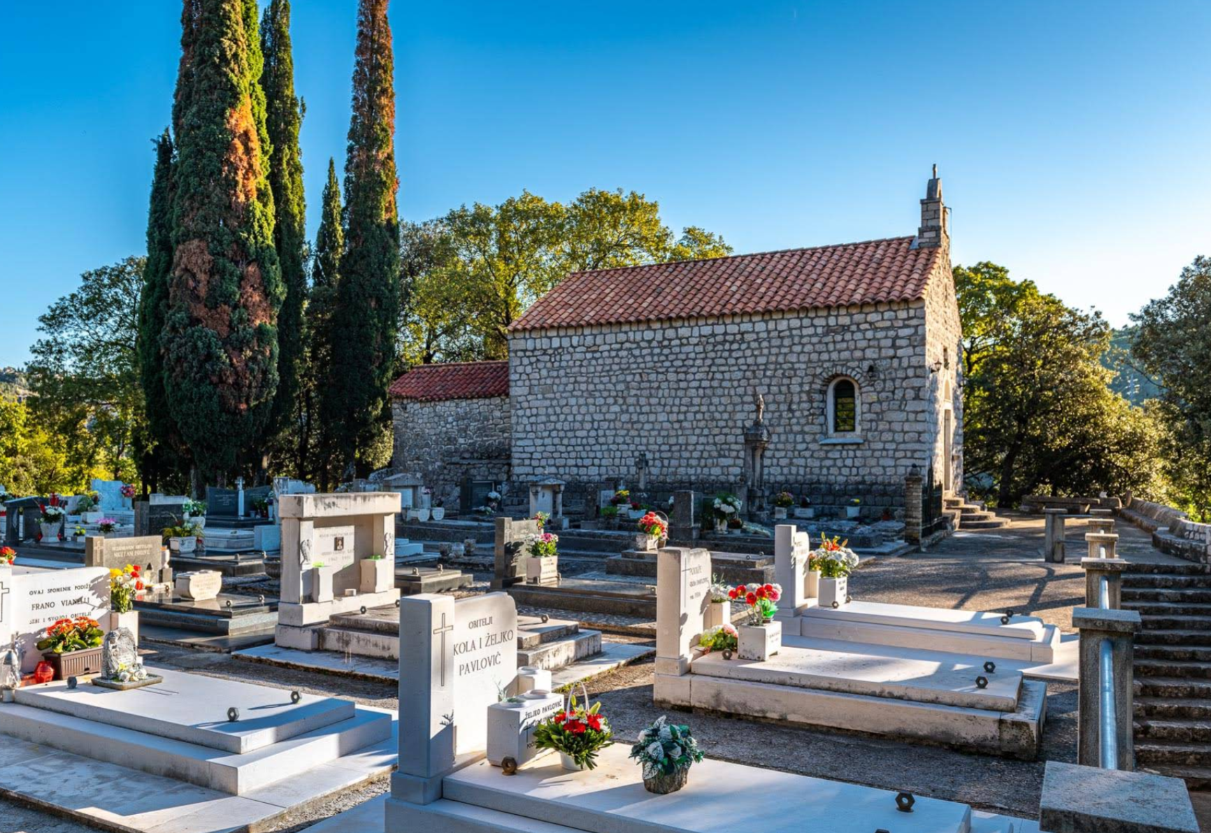 Dubrovnik - Crkva sv. Kuzma i Damijana u Knežici - Szent Kozma és Damján-templom a temetőben