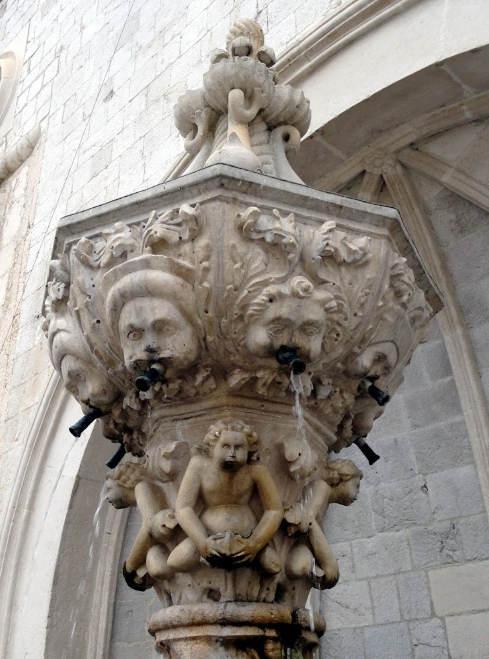 Dubrovnik - Mala Onofrijeva česma - Kis Onofrio-szökőkút