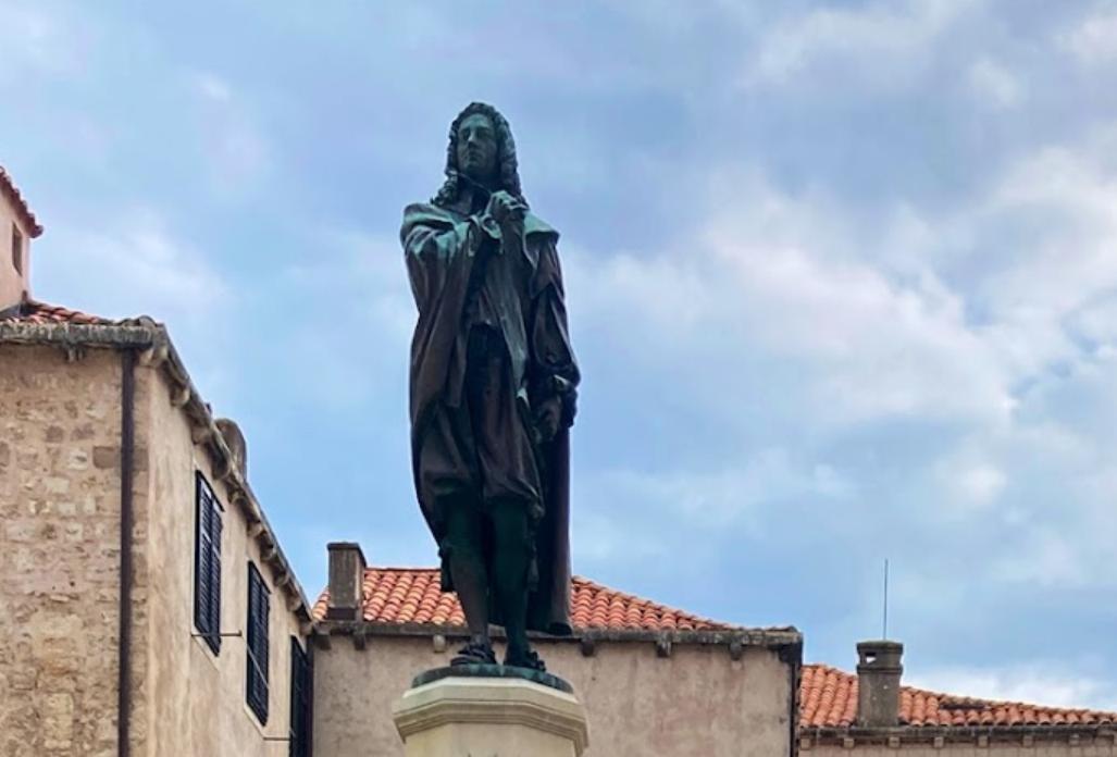 Dubrovnik - Spomenik Ivan Gunduliću - Ivan Gundulić-emlékmű, teljesalakos szobor