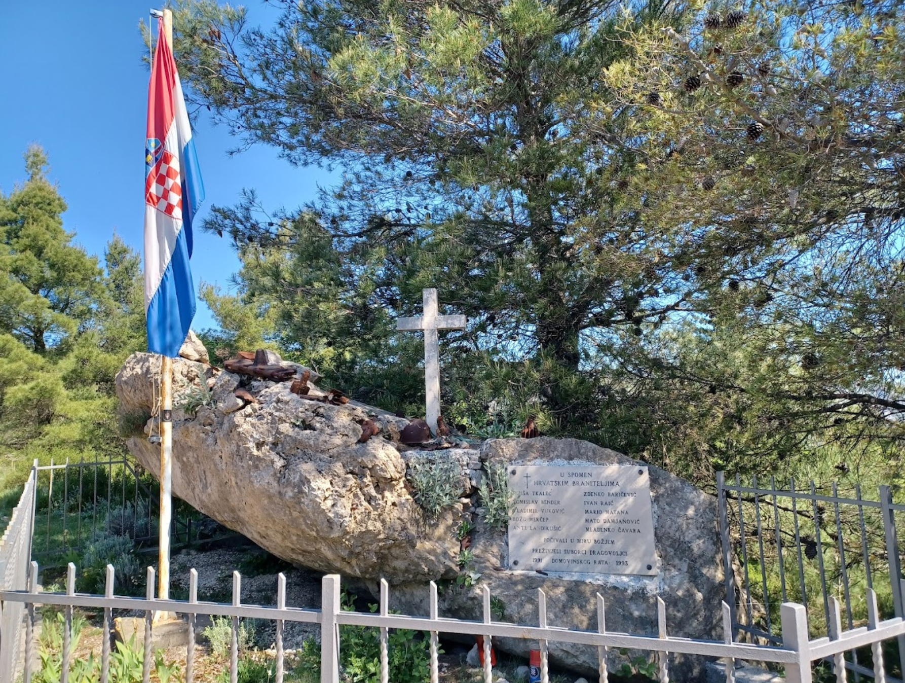 Dubrovnik, Gruž - Utvrda Strinčjera (412 m) - Strinčjera erőd