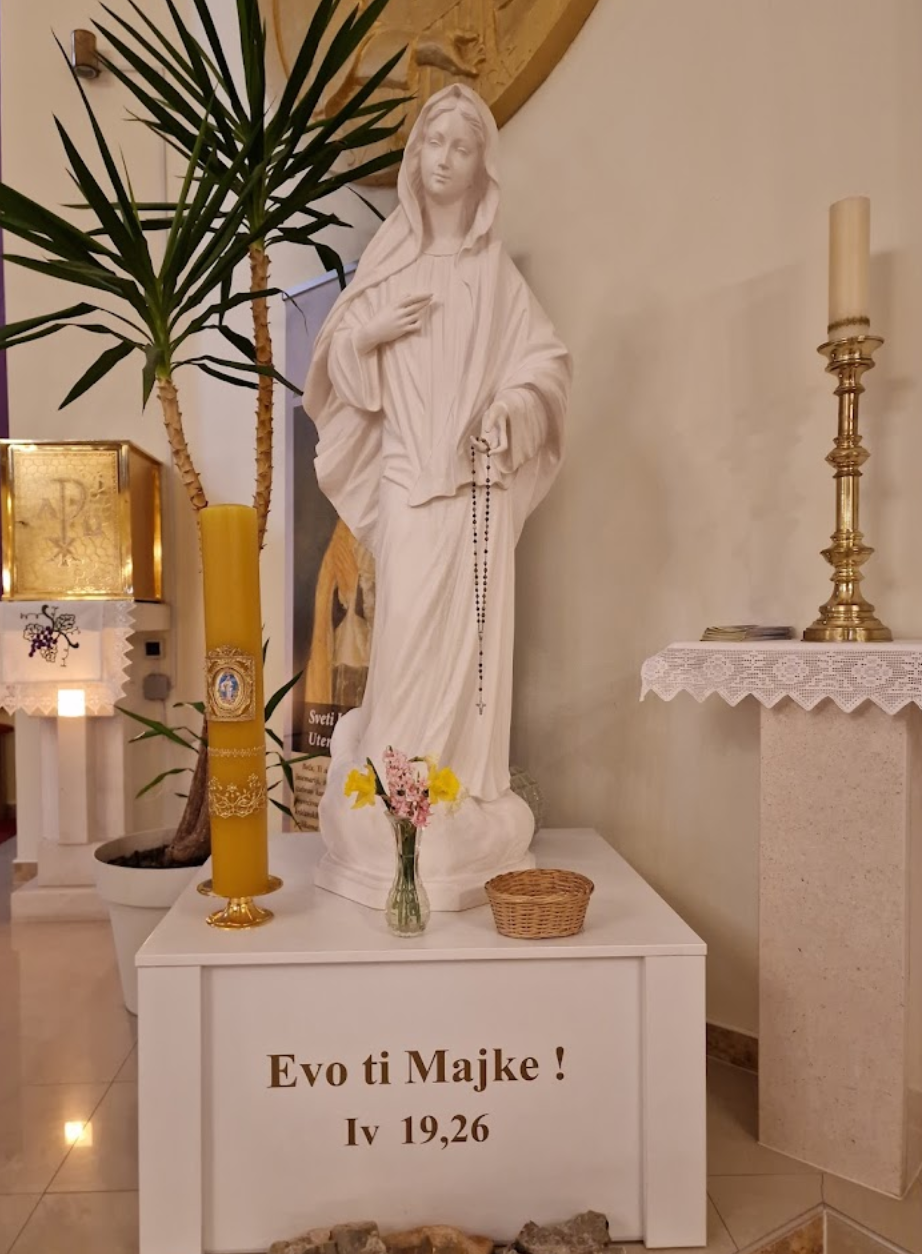 Karlovačka - Károlyváros - Crkva Hrvatskih Mučenika - Horvát Mártírok temploma