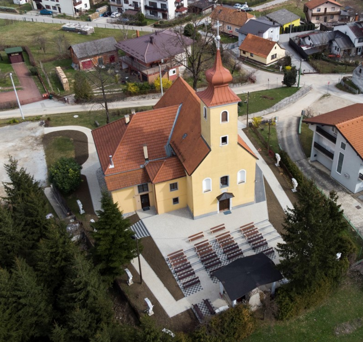 Karlovačka - Károlyváros - Župna crkva sv. Franje Ksaverskog - Xavéri Szent Ferenc-plébániatemplom