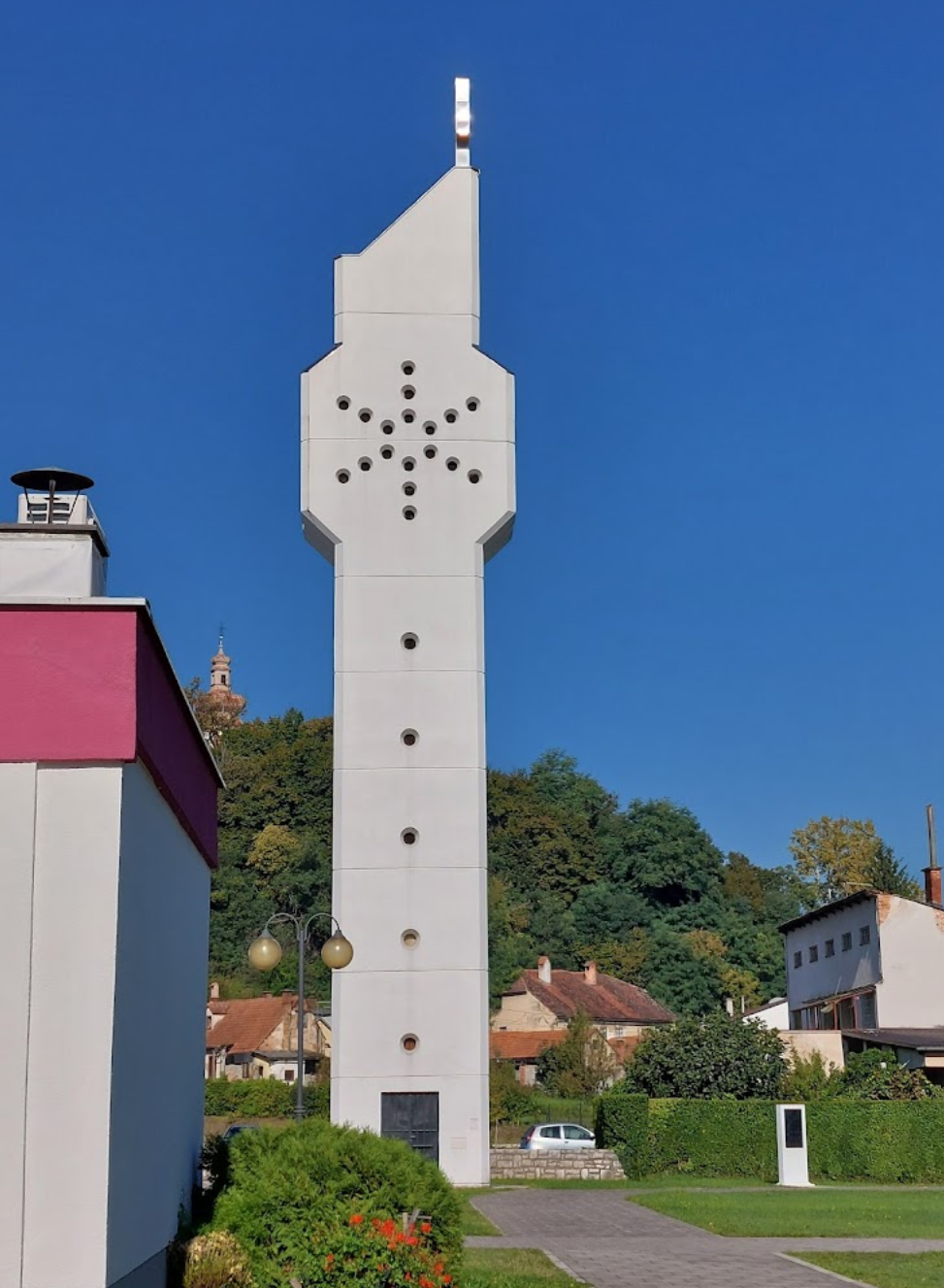 Karlovačka - Károlyváros - Nacionalno svetište i bazilika svetog Josipa - Szent József-bazilika és nemzeti kegyhely