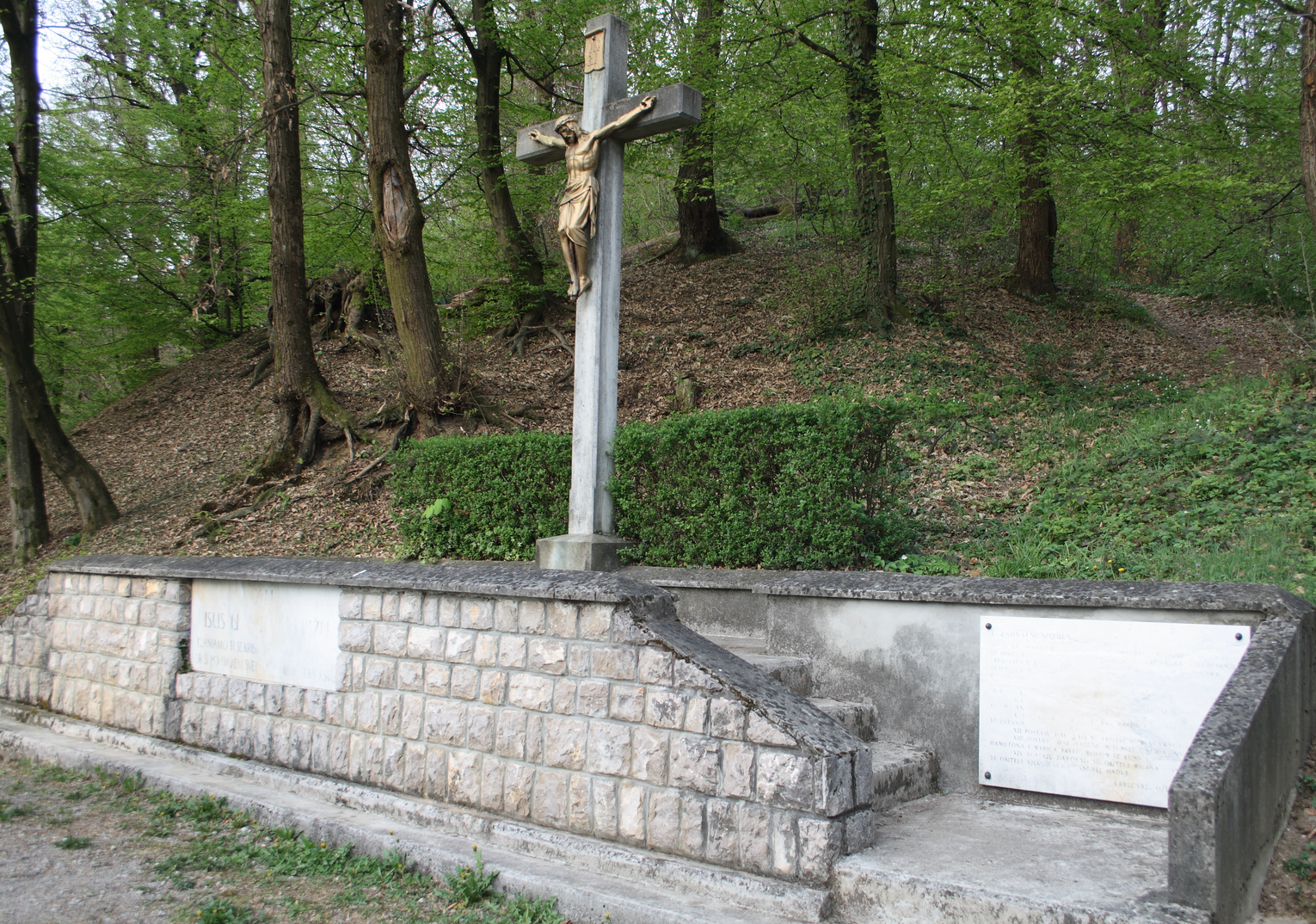 Karlovačka - Károlyváros - Križni put kod crkve Gospe Snježne, Dubovac - stációs keresztút a Havas Boldogasszony templomnál, Dubovacban