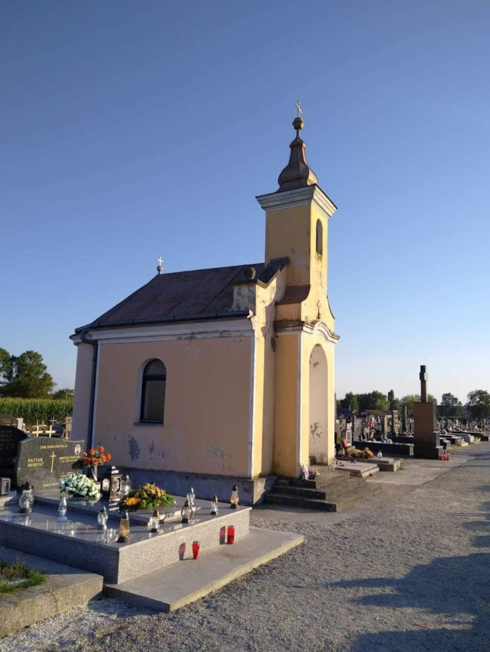 Cirkvena - Kapela sv. Ana na groblje - Szent Anna kápolna a temetőben