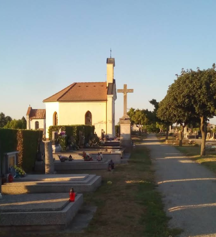 Đurđevac - Szentgyörgyvár - Kapela Blažene Djevice Marije Žalosne na gradskom groblju - Fájdalmas Szűz Mária-kápolna a városi temetőben