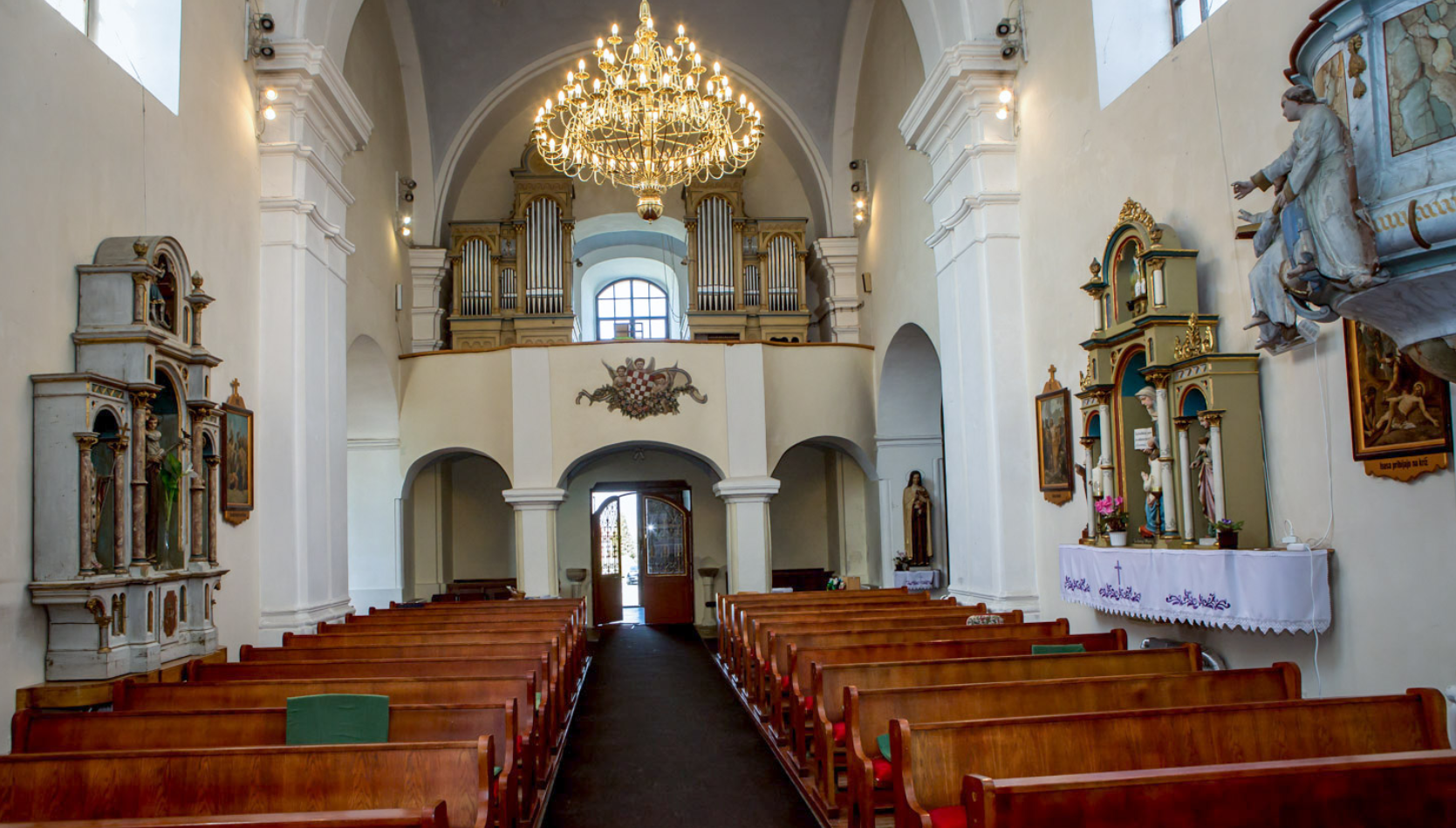 Kloštar Podravski - Gorbonok - Župna crkva svetog Benedikta opata i Žalosne Gospe - Szent Benedek apát és Fájdalmas Szűzanya-plébániatemplom