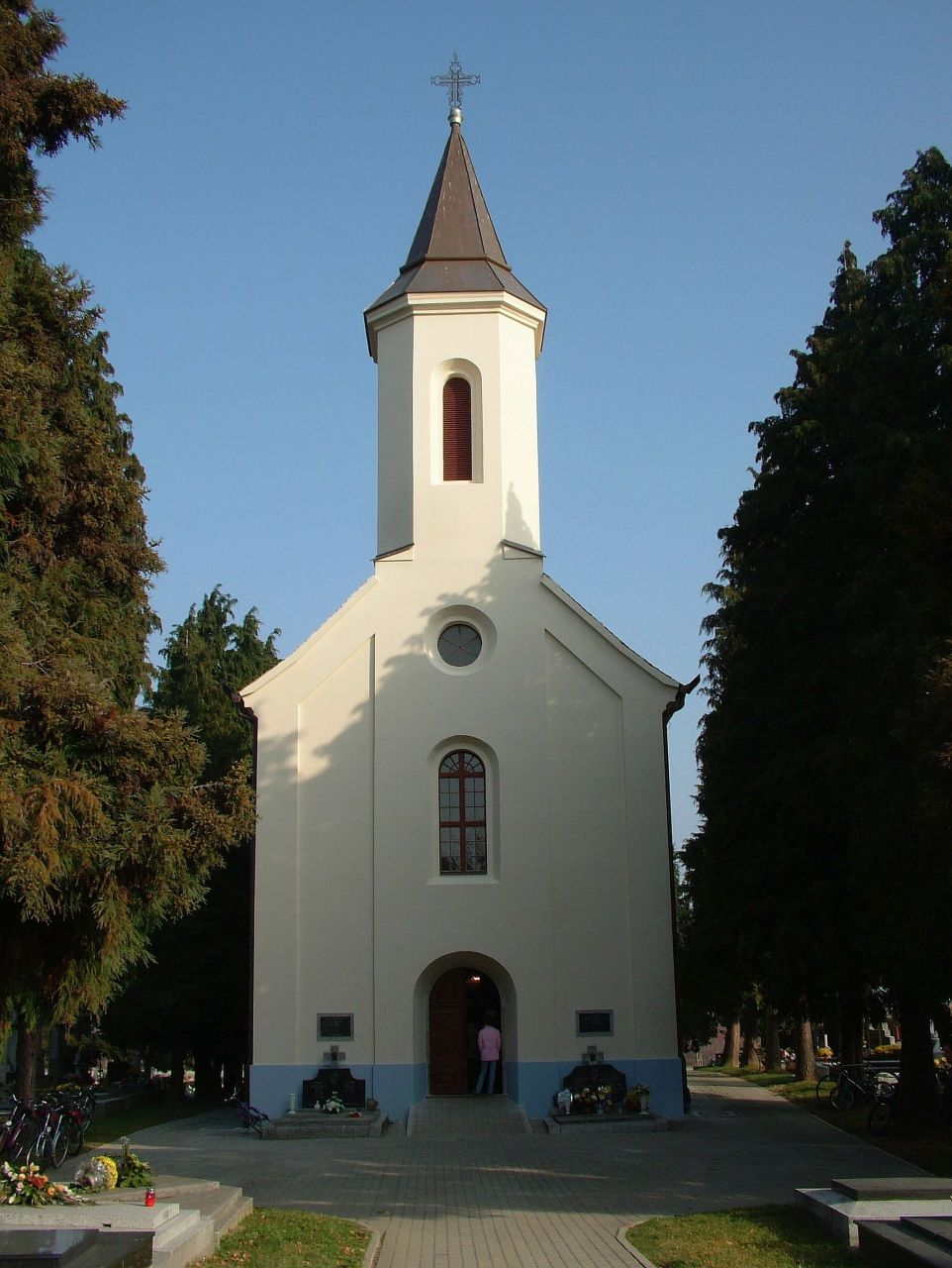 Koprivnica - Kapronca - Kapelica sv. Duha - Szentlélek-kápolna a temetőben