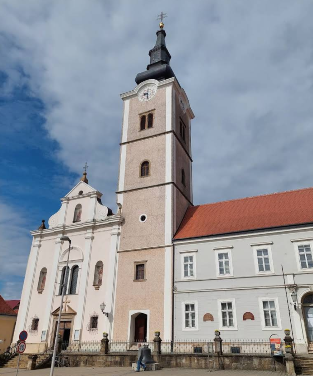 Križevci - Kőrös - Župna crkva svete Ane - Szent Anna-plébániatemplom