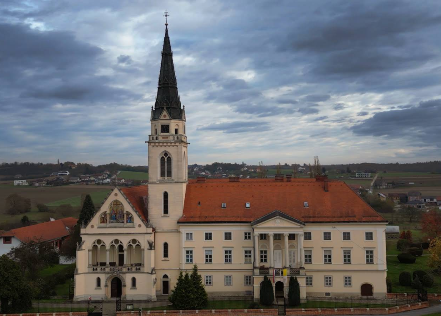Križevci - Kőrös - Grkokatolička Katedrala Presvetog Trojstva - Szentháromság görögkatolikus-székesegyház