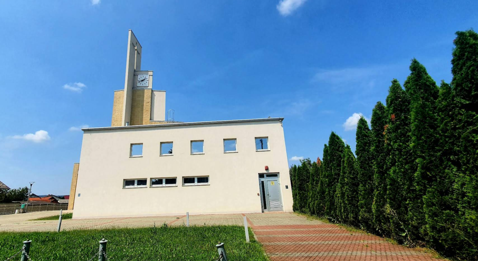 Starigrad - Župna crkva svete Majke Terezije - Kalkuttai Szent Teréz Anya-plébániatemplom