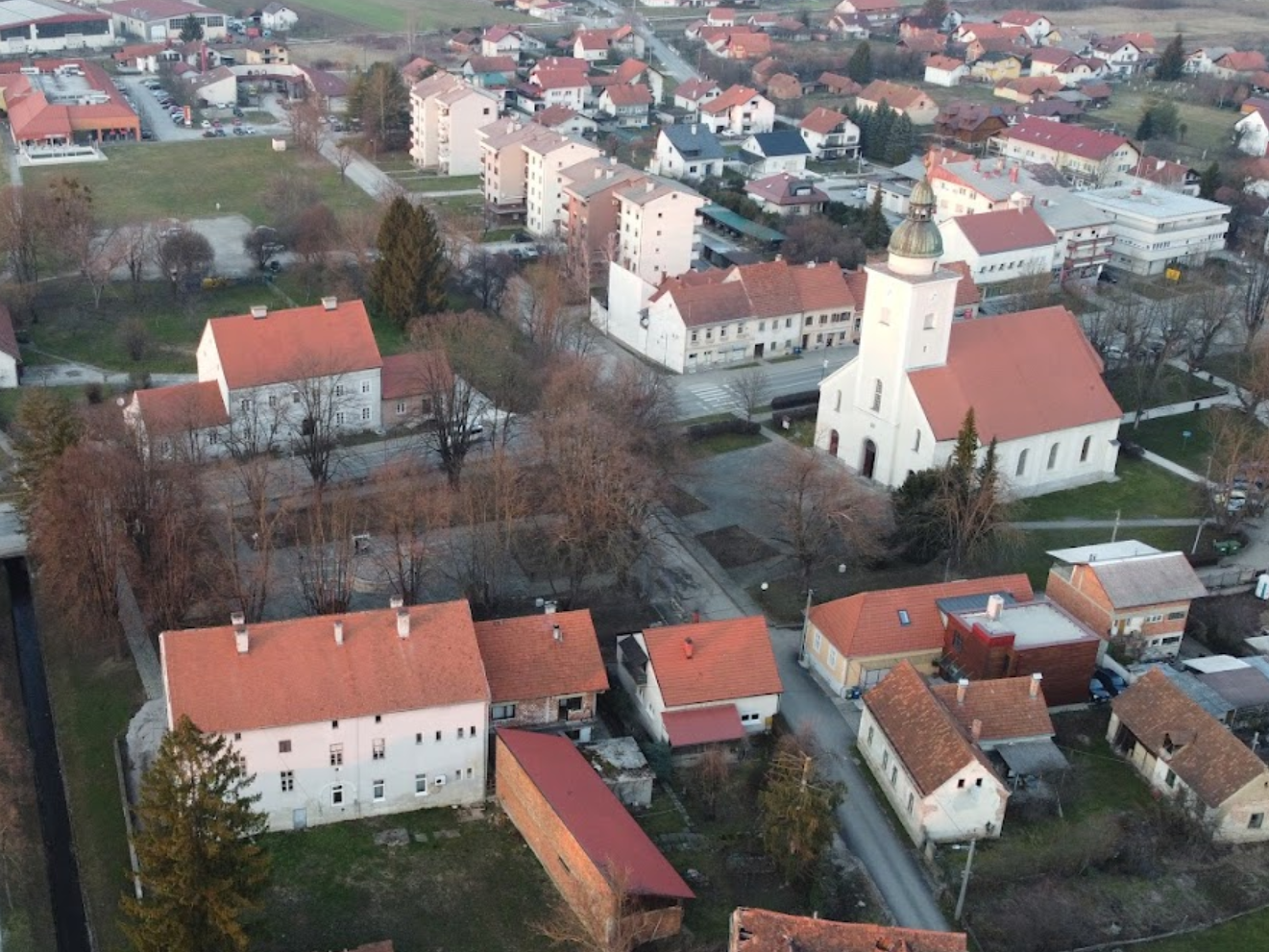 Donja Stubica - Župna crkva Presvetog Trojstva - Szentháromság-plébániatemplom