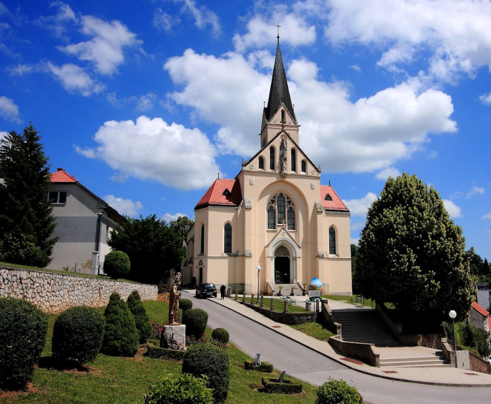 Krapina - Korpona - Župna crkva svetog Nikole - Szent Miklós-plébániatemplom