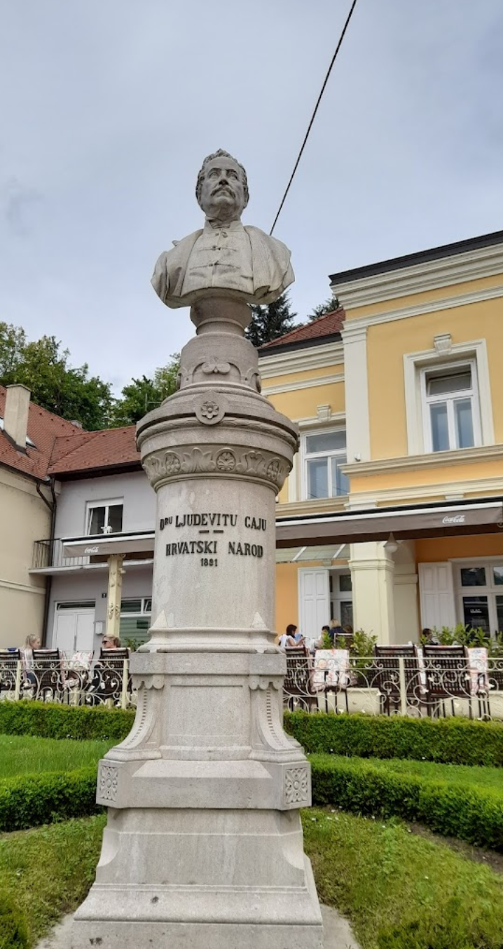Krapina - Korpona - Spomenik Ljudevit Gaj - Ljudevit Gaj emlékműve, mellszobor