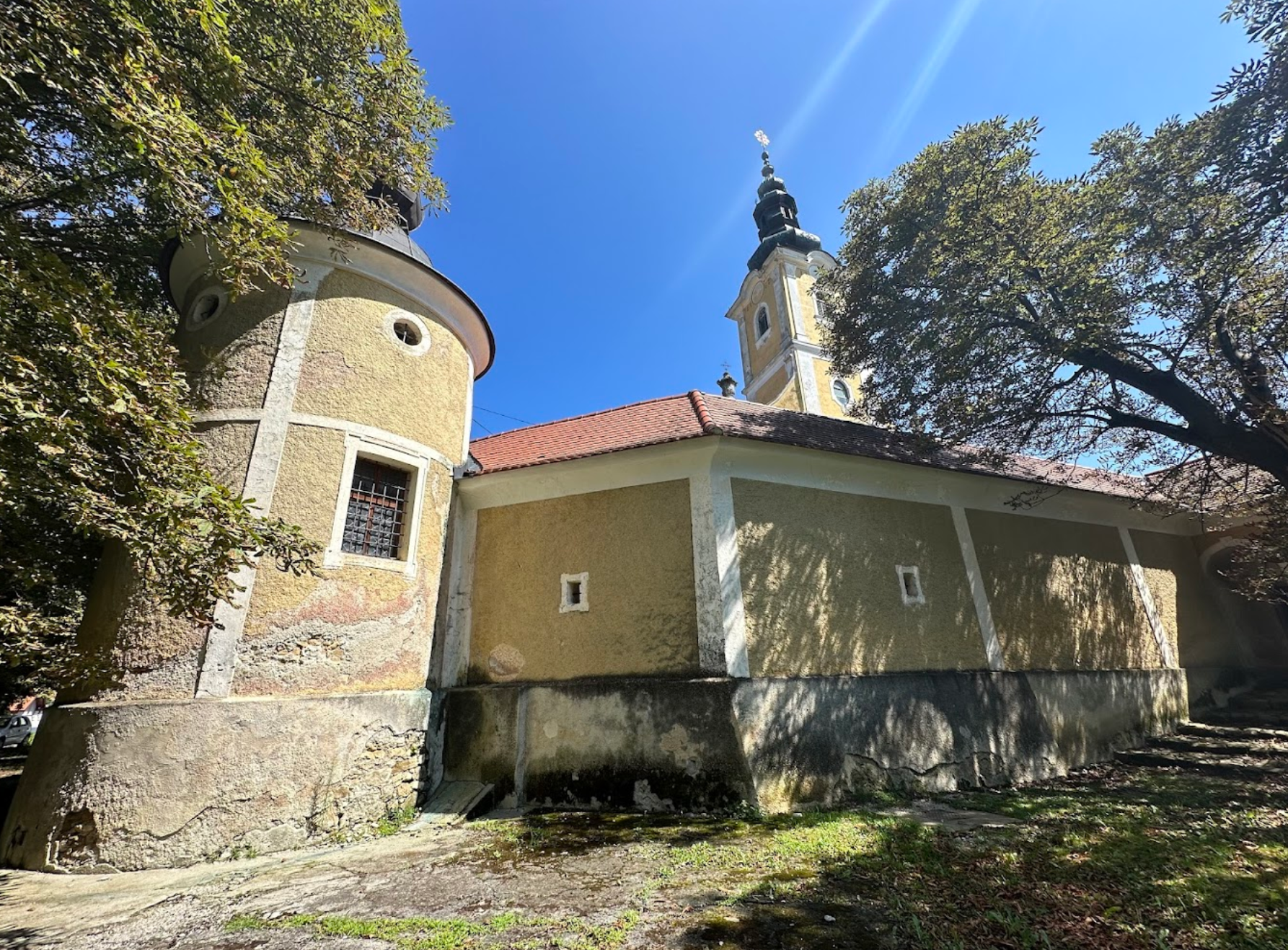 Trški Vrh - Crkva svete Marije/Majke Božje Jeruzalemske na Trškom vrhu - Jeruzsálemi Szűzanya-templom a Trstki-hegyen