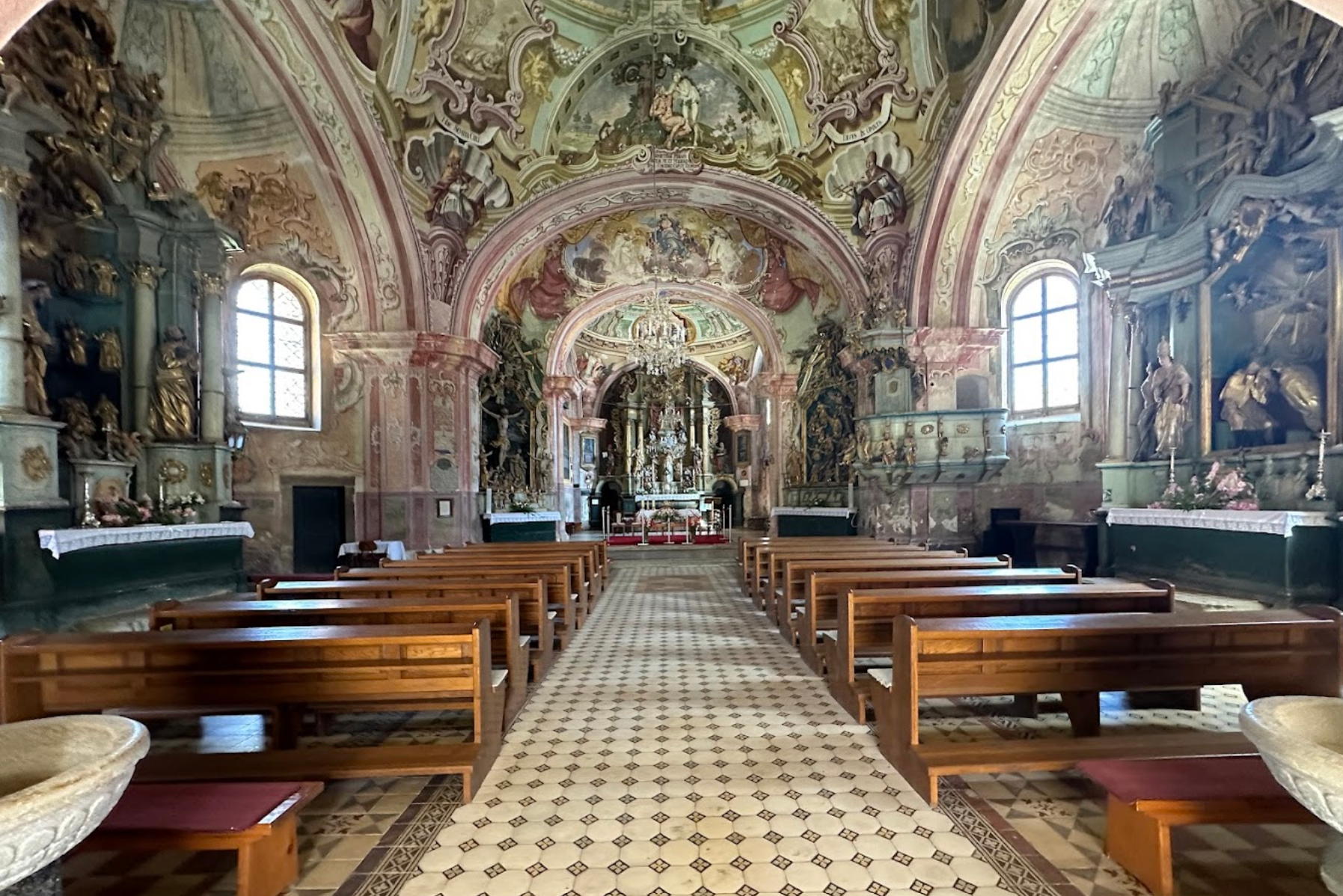 Trški Vrh - Crkva svete Marije/Majke Božje Jeruzalemske na Trškom vrhu - Jeruzsálemi Szűzanya-templom a Trstki-hegyen