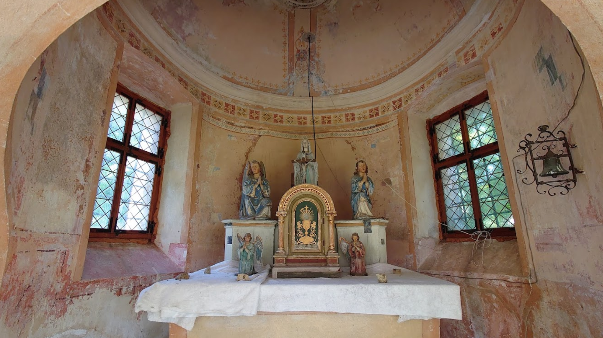 Trški Vrh - Crkva svete Marije/Majke Božje Jeruzalemske na Trškom vrhu - Jeruzsálemi Szűzanya-templom a Trstki-hegyen