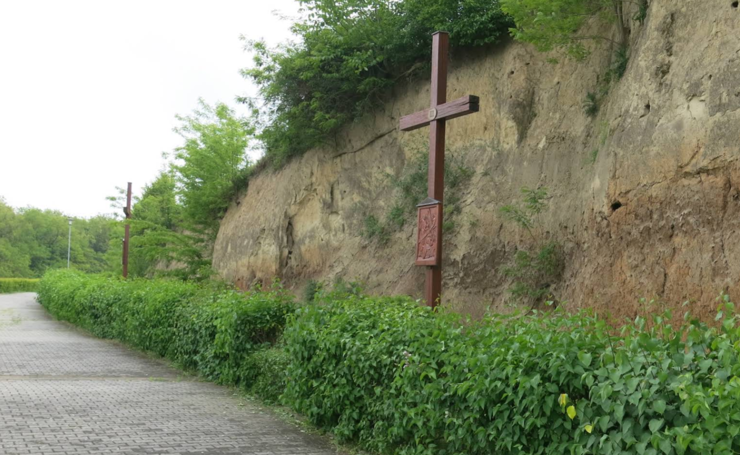 Aljmaš - Almás - Križni put na Aljmaškoj Kalvariji - keresztút a almási kálvárián