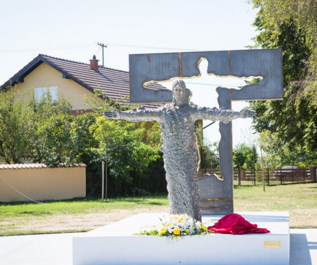 Belišće - Belistye - Odbjegli Isus - Krisztus-szobor
