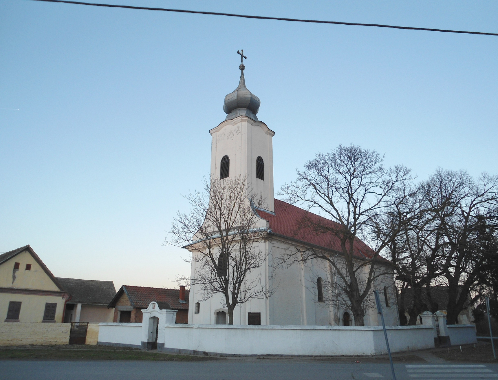 Branjina - Baranyakisfalud - Parohijska crkva sv. Nikolaja - Szent Miklós püspök szerb ortodox templom