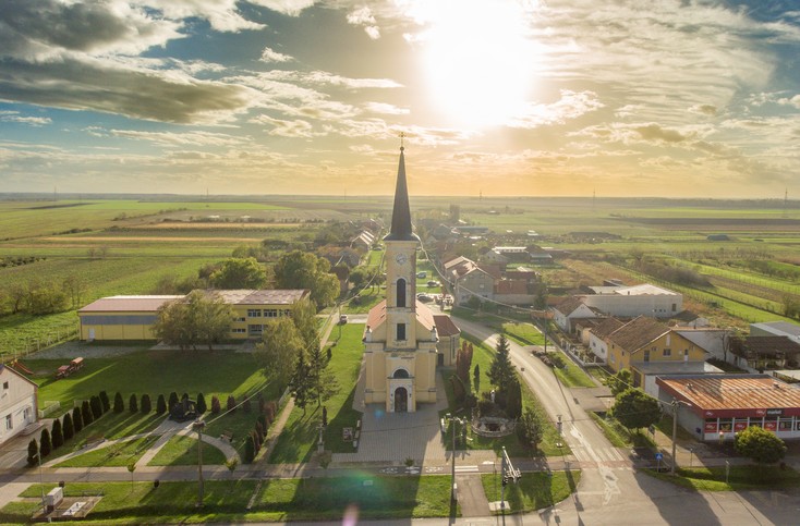 Ivanovac - Németderzs - Župna crkva sv. Rozalije - Szent Rozália-plébániatemplom