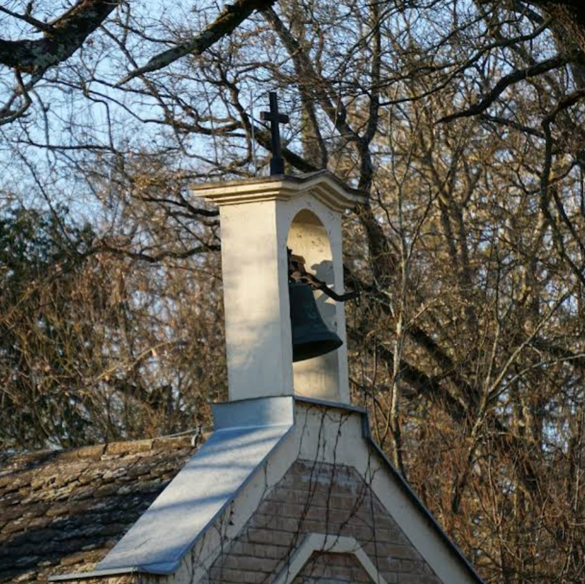 Lug - Laskó - Kapela papinskog blagoslova - Pápai áldás-kápolna