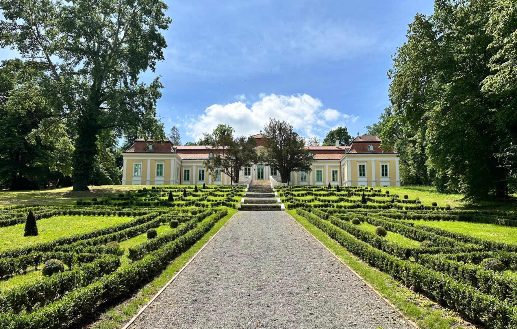 Našice - Nekcse - Mali Dvorac - Pejácsevich-kiskastély