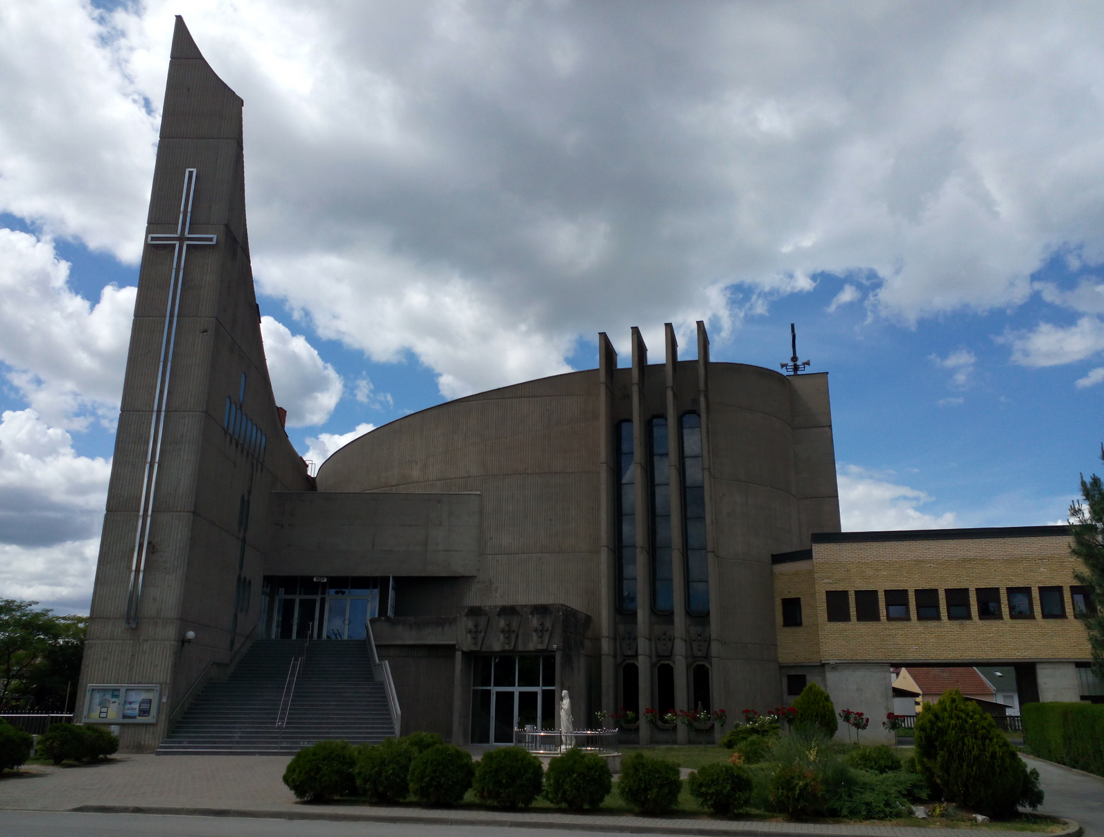 Osijek - Eszék - Crkva Svete Obitelji - Szent Család-templom
