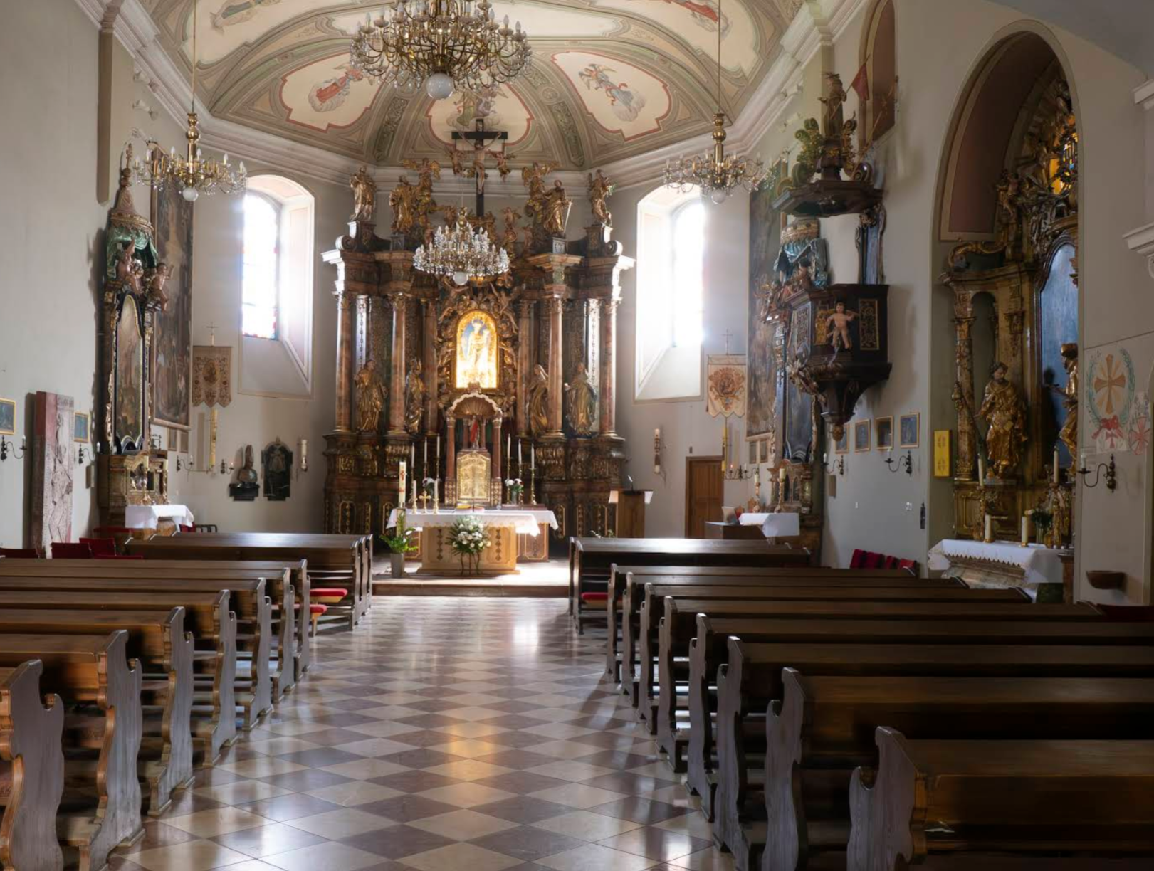 Osijek - Eszék - Crkva Uzvišenja Svetog Križa i Franjevački samostan - Szent Kereszt felmagasztalása-templom és ferences kolostor