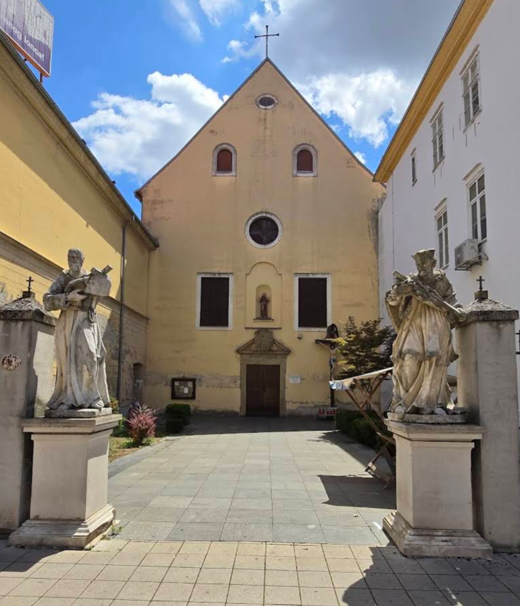 Osijek - Eszék - Crkva sv. Jakova i Kapucinski samostan - Szent Jakab-templom és kapucinus kolostor