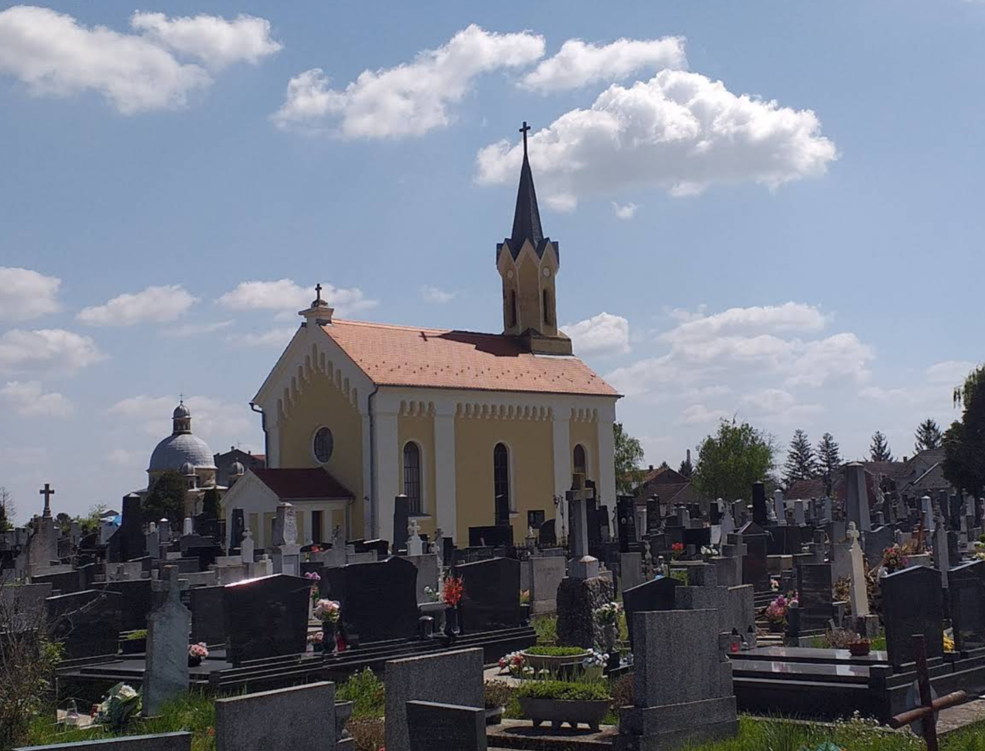 Osijek - Eszék - Kapelica Uzvišenja svetog Križa - Szent Kereszt Felmagasztalása-kápolna az alsóvárosi temetőben
