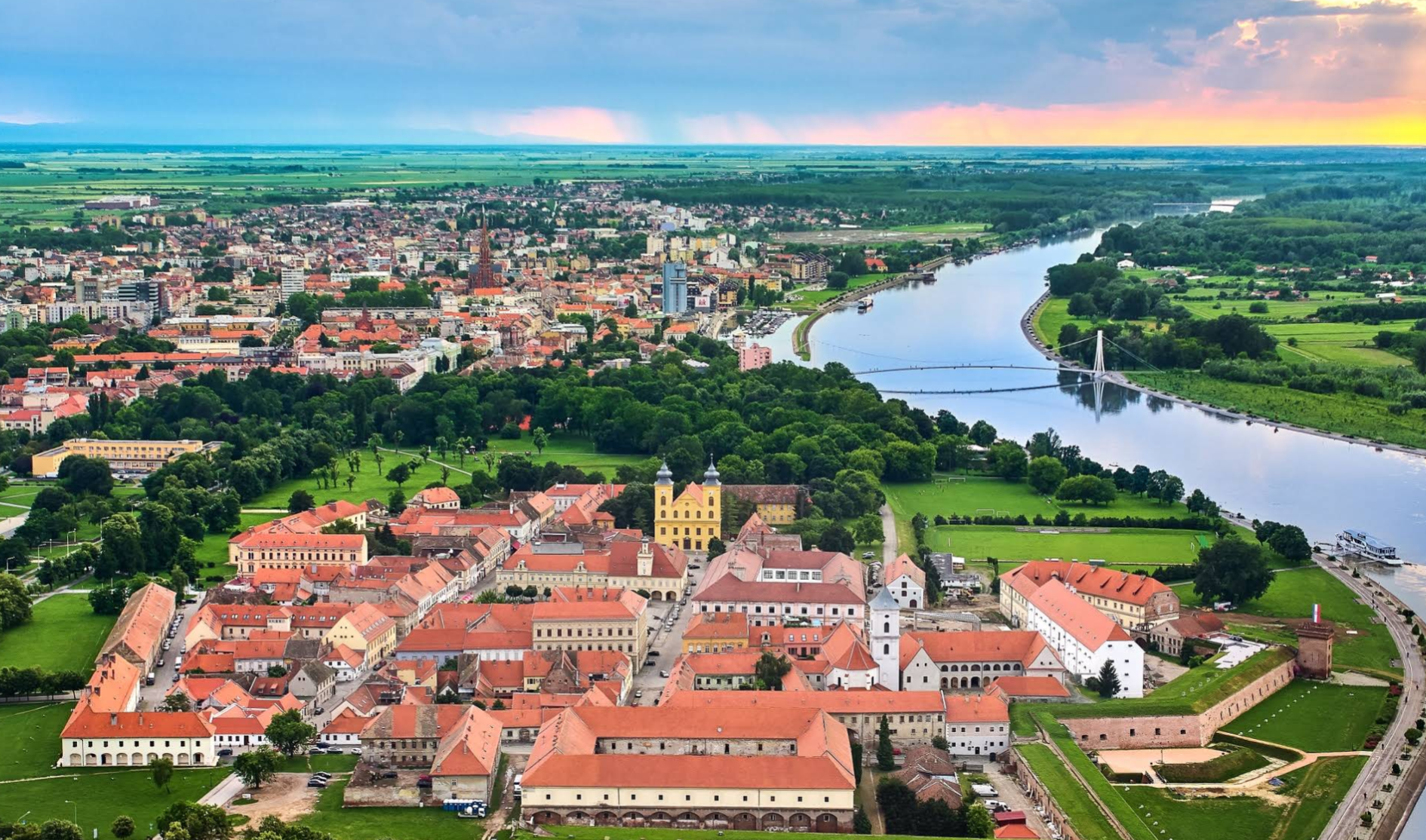 Osijek - Eszék - Osječka konkatedrala Svetog Petra i Pavla Apostola - Szent Péter és Pál apostolok társszékesegyház