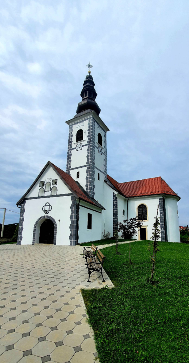 Donja Višnjica - Župna crkva Pohođenja Blažene Djevice Marije - Boldogságos Szűz Mária látogatása-plébániatemplom
