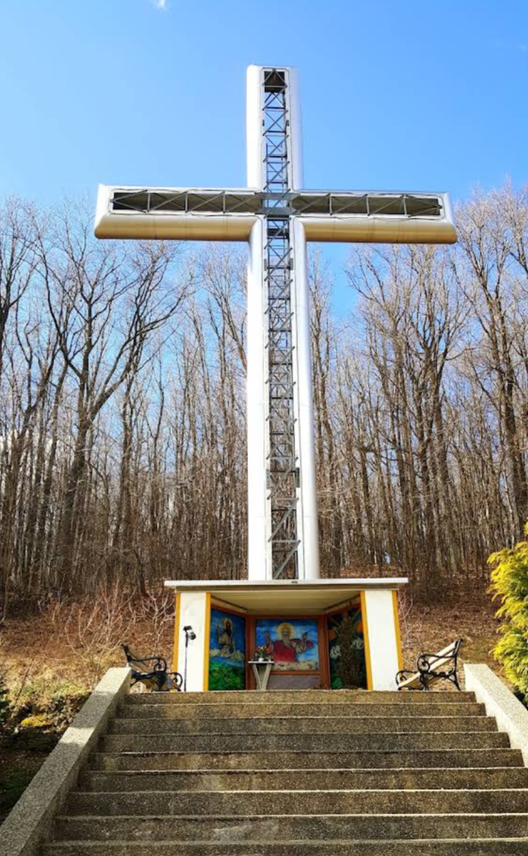 Madžarevo - Magyarlaka - Zavjetni križ i utočište - szövetségi kereszt és szentély (395 m)