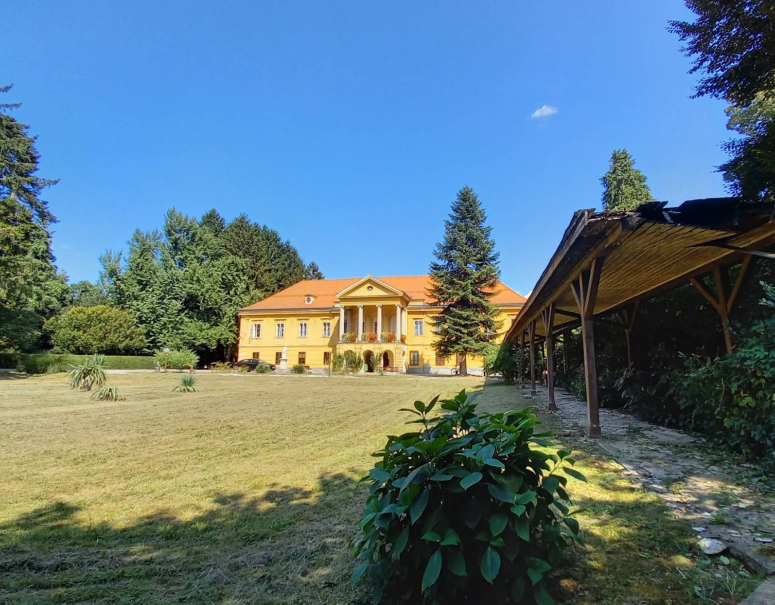 Novi Marof - Dvorac Erdödy (bolnica) - Erdődy-kastély (kórház)