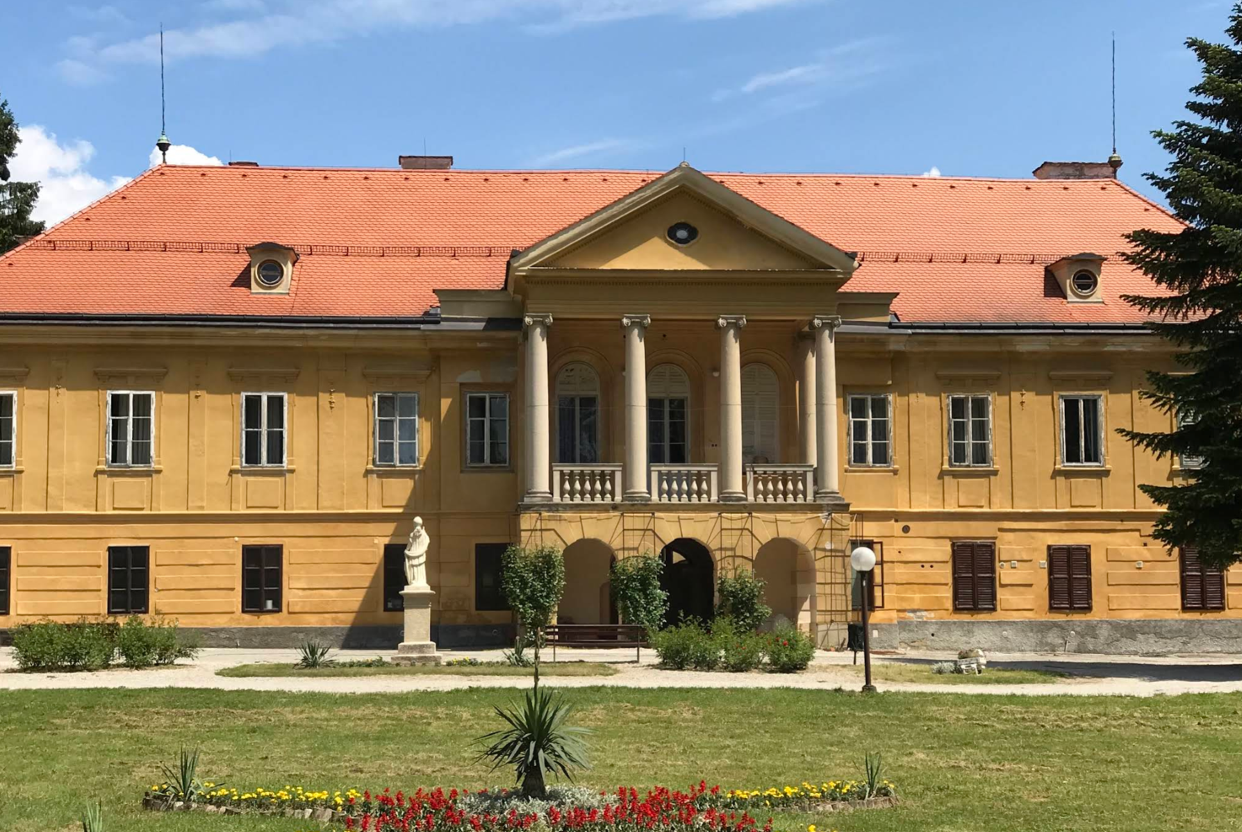 Novi Marof - Dvorac Erdödy (bolnica) - Erdődy-kastély (kórház)